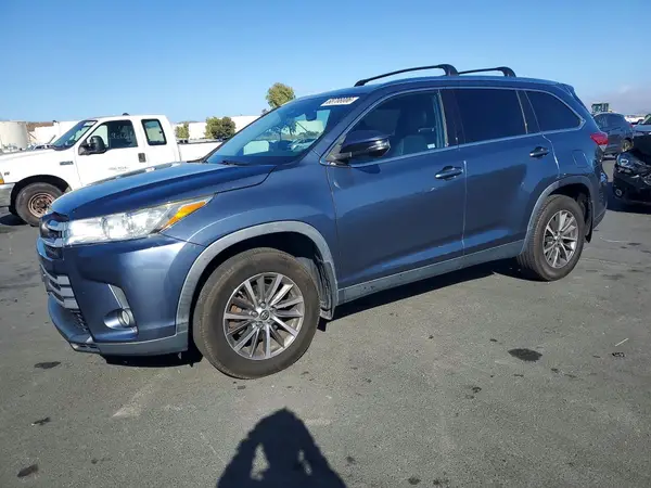 5TDJZRFH8KS724692 — 2019 Toyota Highlander, Естественный износ (Normal Wear), фото до ремонта