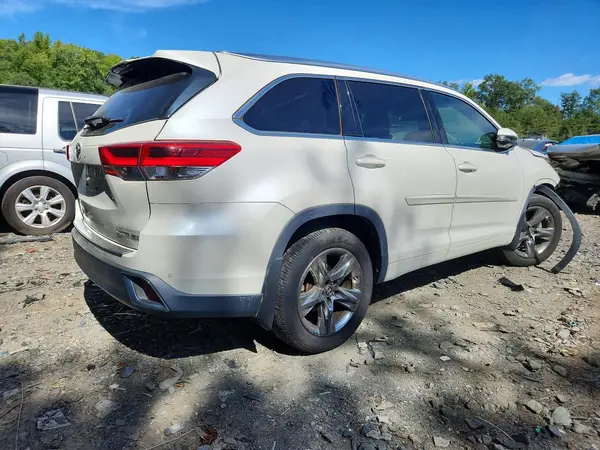 5TDDZRFH3KS711524 — 2019 Toyota Highlander, фото 3 с аукциона Copart 06.10.2026, Передняя часть