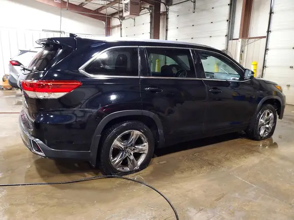 5TDDZRFH7KS979671 — 2019 Toyota Highlander, фото 3 с аукциона Copart 29.09.2026, Передняя часть