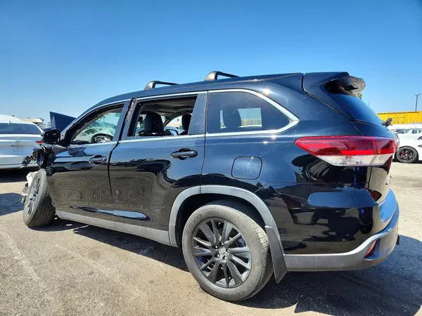 5TDJZRFH0KS732317 — 2019 Toyota Highlander, фото 2 с аукциона Copart, Передняя часть