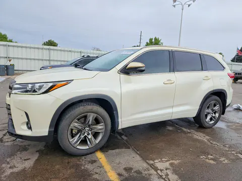 5TDDZRFH0KS742343 — 2019 Toyota Highlander, Пожар двигателя (Burn - Engine), фото до ремонта