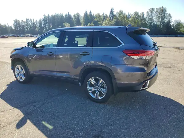 5TDDGRFH9KS073673 — 2019 Toyota Highlander, фото 2 с аукциона Copart, Передняя часть