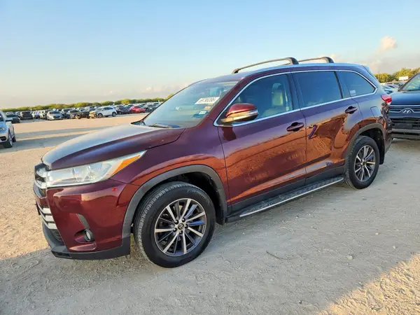 5TDKZRFH6KS298439 — 2019 Toyota Highlander, Град (Hail), фото до ремонта