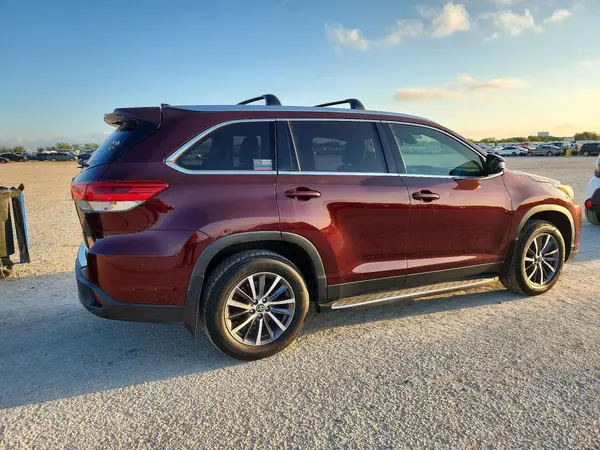 5TDKZRFH6KS298439 — 2019 Toyota Highlander, фото 3 с аукциона Copart, Град