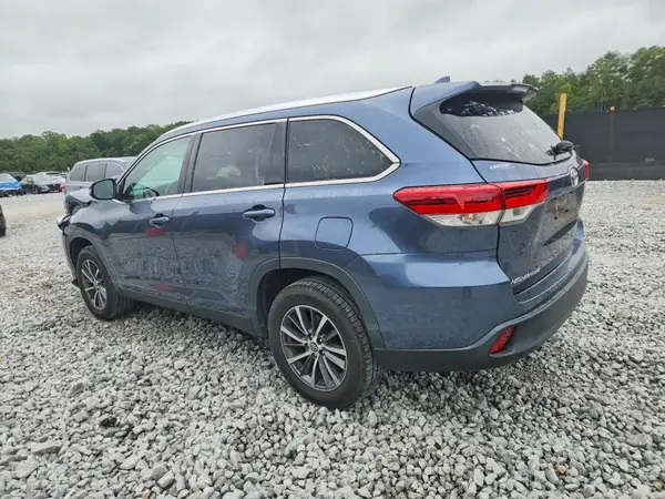 5TDKZRFH2KS334417 — 2019 Toyota Highlander, фото 2 с аукциона Copart, Передняя часть