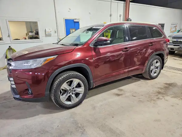 5TDDZRFH6KS958374 — 2019 Toyota Highlander, Задняя часть (Rear End), фото до ремонта