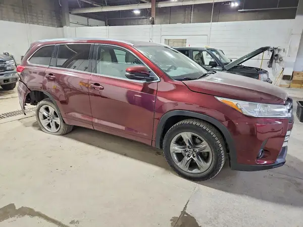 5TDDZRFH6KS958374 — 2019 Toyota Highlander, фото 4 с аукциона Copart 01.10.2026, Задняя часть