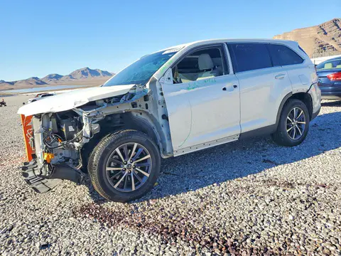 5TDKZRFHXKS341745 — 2019 Toyota Highlander, Передняя часть (Front End), фото до ремонта