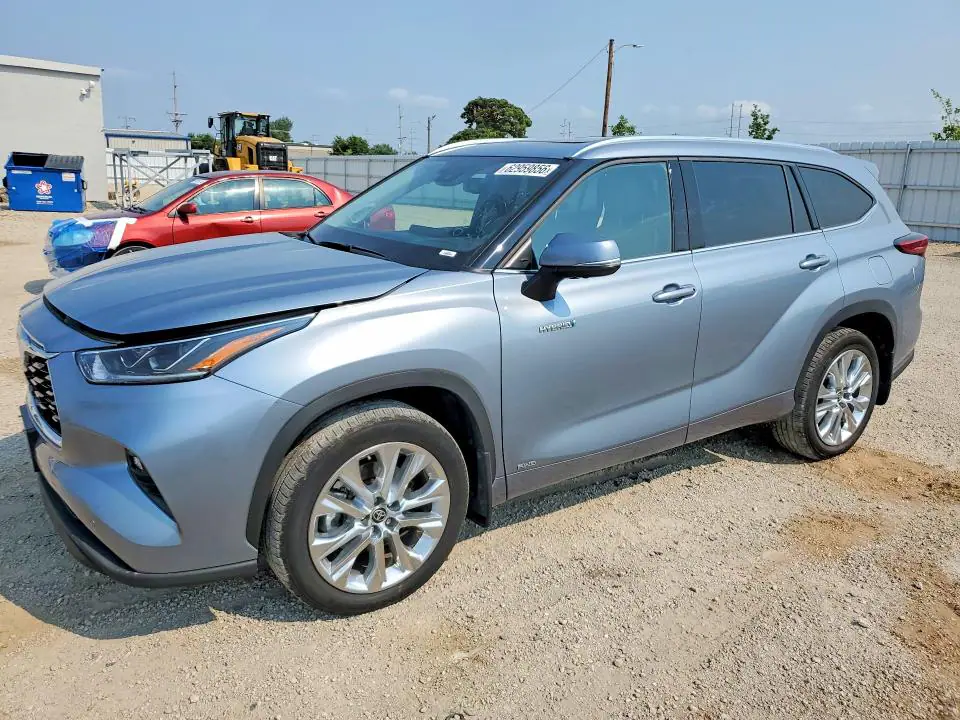 5TDDBRCH1MS062639 Toyota Highlander 2021 — повреждение Боковая часть, фото до ремонта