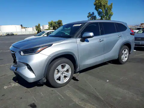 5TDZZRAH0MS081249 — 2021 Toyota Highlander, Передняя часть (Front End), фото до ремонта