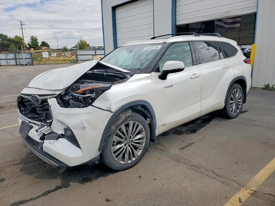 2021 Toyota Highlander VIN 5TDEBRCH3MS055938 фото 1