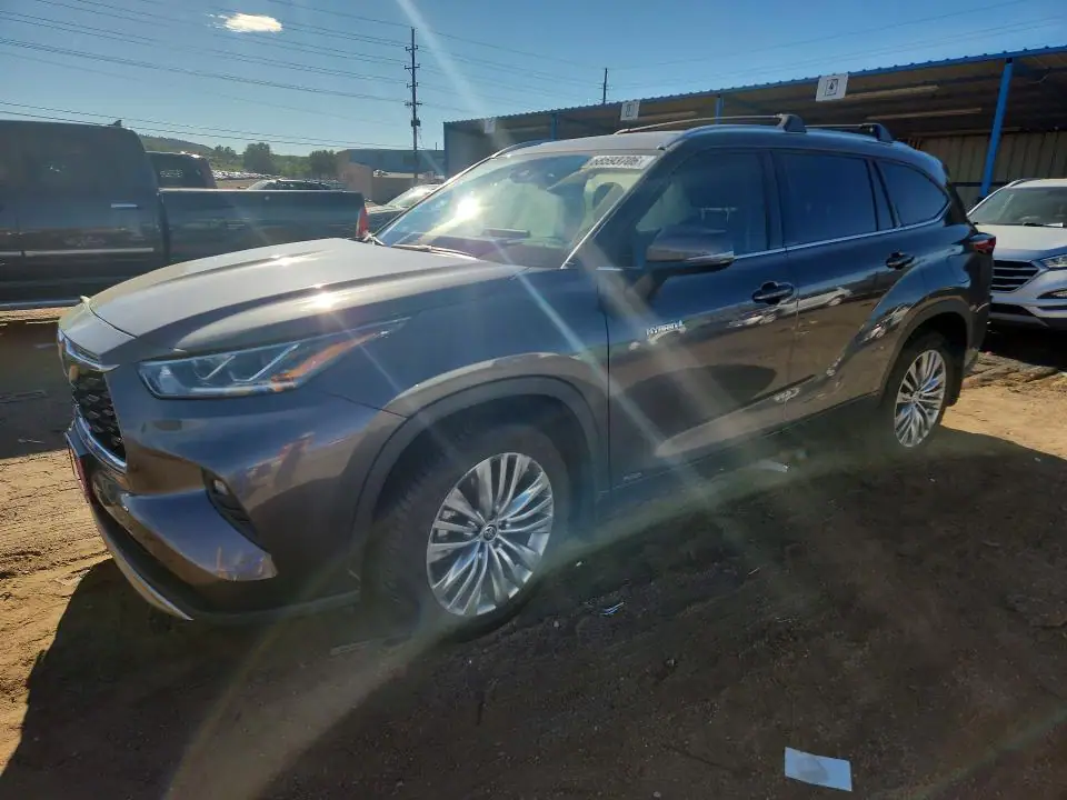 5TDEBRCH3MS068804 Toyota Highlander 2021 — повреждение Боковая часть, фото до ремонта