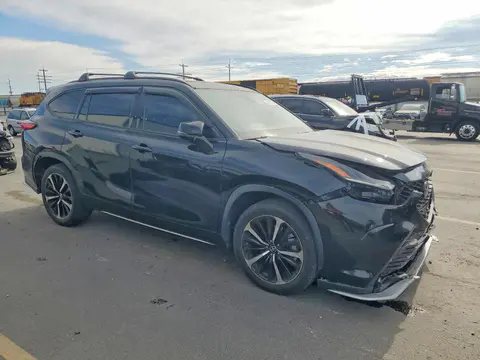 2021 Toyota Highlander VIN 5TDJZRBH8MS057261 фото 4