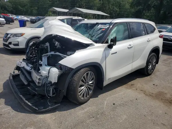 5TDEBRCH3MS015746 — 2021 Toyota Highlander, Передняя часть (Front End), фото до ремонта