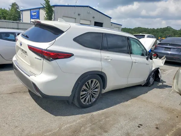 5TDEBRCH3MS015746 — 2021 Toyota Highlander, фото 3 с аукциона Copart 08.10.2026, Передняя часть