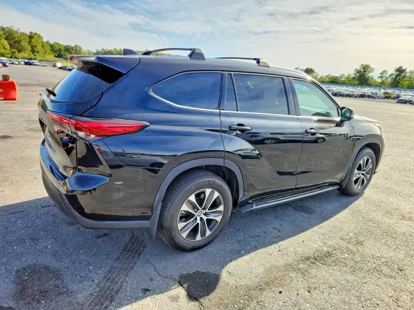 5TDGZRBH5MS142293 — 2021 Toyota Highlander, фото 3 с аукциона Copart, Мелкие вмятины и царапины