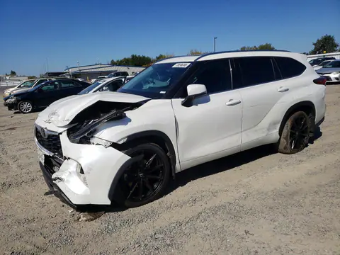5TDHZRBH6MS073358 — 2021 Toyota Highlander, Передняя часть (Front End), фото до ремонта