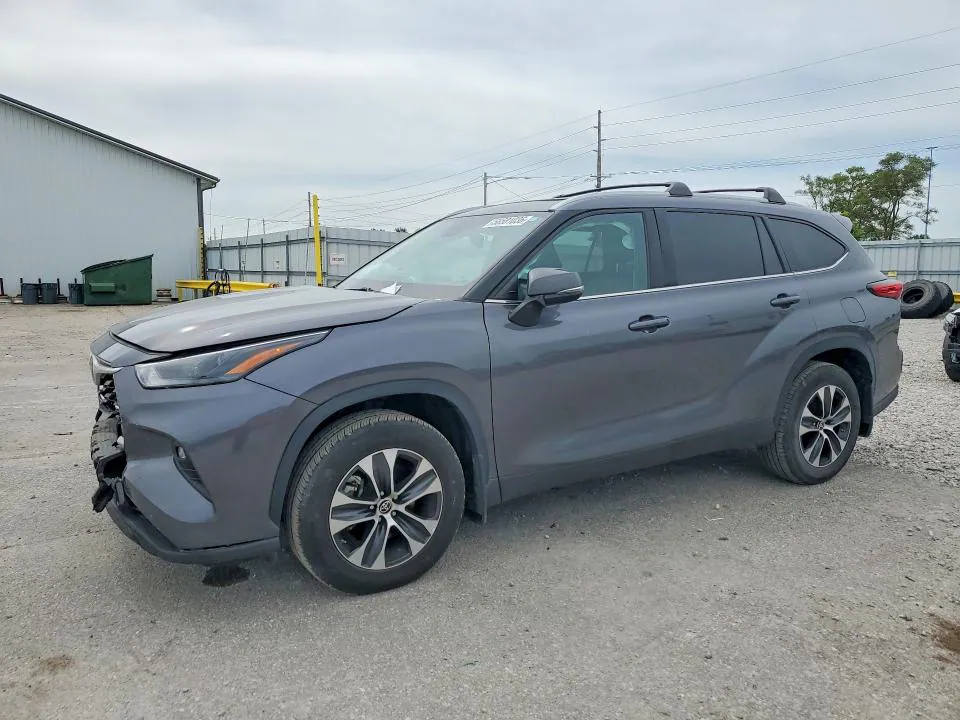 2022 Toyota Highlander VIN 5TDHZRBH1NS177354 фото 1