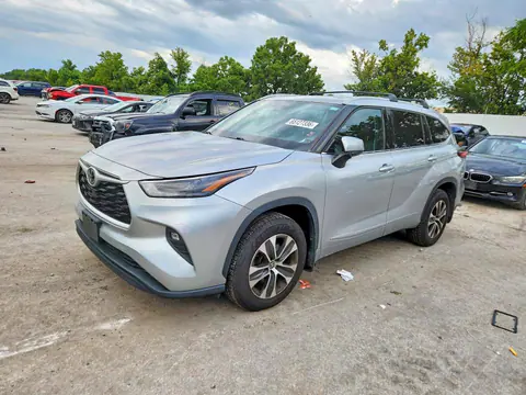 5TDGZRBH7NS582422 — 2022 Toyota Highlander, Задняя часть (Rear End), фото до ремонта