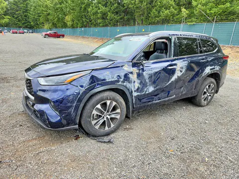 5TDHZRBH7NS230008 — 2022 Toyota Highlander, Опрокидывание (Rollover), фото до ремонта