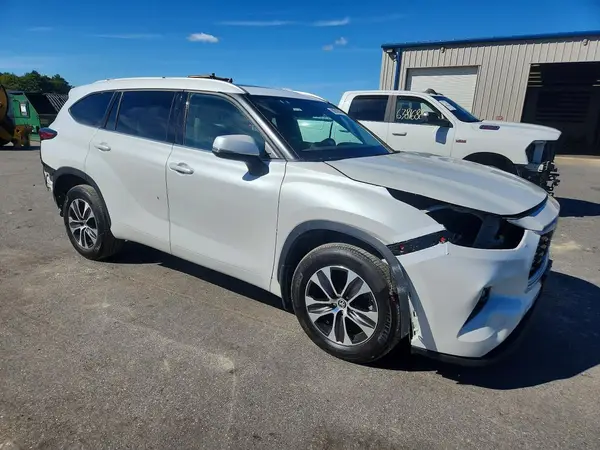 5TDGZRBH8NS241918 — 2022 Toyota Highlander, фото 4 с аукциона Copart, Задняя часть