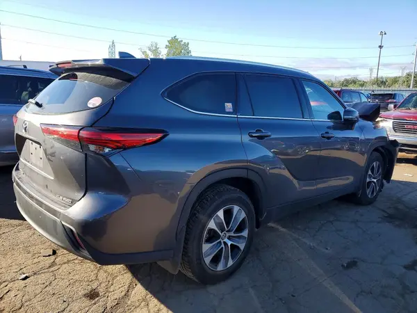 5TDHZRBH6NS580875 — 2022 Toyota Highlander, фото 3 с аукциона Copart, Передняя часть