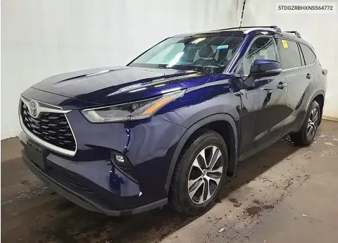 2022 Toyota Highlander Xle VIN 5TDGZRBHXNS564772 фото 2