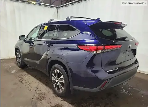 2022 Toyota Highlander Xle VIN 5TDGZRBHXNS564772 фото 3