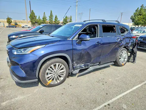 5TDFARAH3PS019990 — 2023 Toyota Highlander, Повреждения со всех сторон (All Over), фото до ремонта