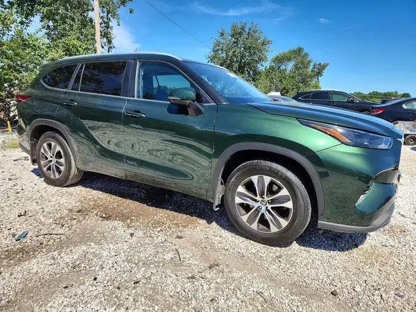 5TDKDRBH3PS505543 — 2023 Toyota Highlander, фото 4 с аукциона Copart 13.10.2026, Мелкие вмятины и царапины