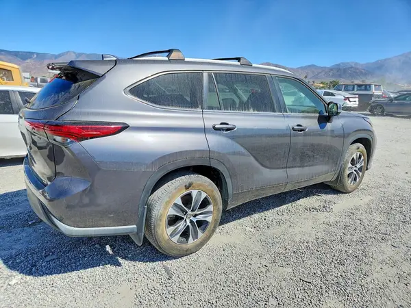5TDKDRAH0PS524133 — 2023 Toyota Highlander, фото 3 с аукциона Copart 30.09.2026, Мелкие вмятины и царапины