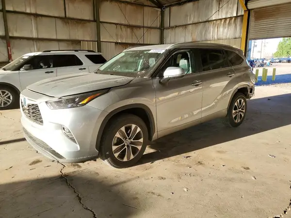 5TDKARAH6PS019853 — 2023 Toyota Highlander, Задняя часть (Rear End), фото до ремонта