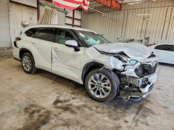 5TDKDRAH5PS026770 — 2023 Toyota Highlander, фото 4 с аукциона Copart 07.10.2026, Передняя часть