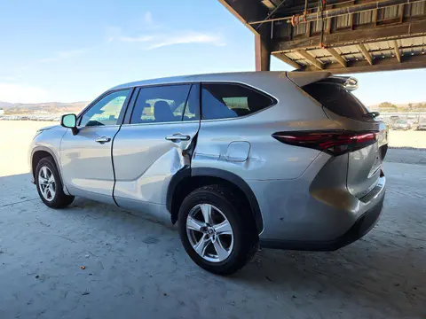 2024 Toyota Highlander VIN 5TDKDRAH2RS537436 фото 2
