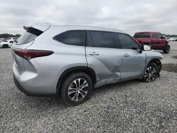 5TDKDRAHXRS050226 — 2024 Toyota Highlander, фото 3 с аукциона Copart, Передняя часть