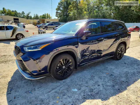 5TDKDRAH9RS542245 — 2024 Toyota Highlander, Сторона, фото до ремонта