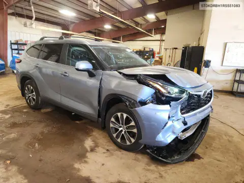 5TDKDRBH1RS551083 — 2024 Toyota Highlander, фото 4 с аукциона Copart, Передняя часть
