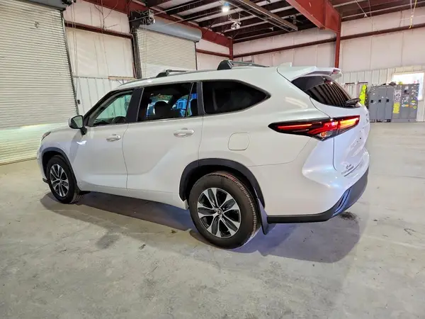 2025 TOYOTA HIGHLANDER VIN 5TDKDRBH4SS586870 фото 2
