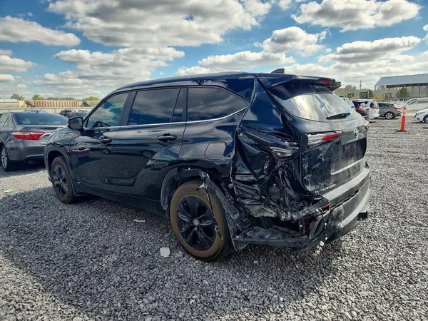 5TDKBRCHXTS710355 — 2026 Toyota Highlander, фото 2 с аукциона Copart, Задняя часть