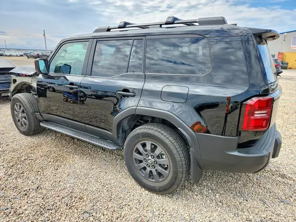 JTEABFAJ9R5003497 — 2024 Toyota Land Cruiser, фото 2 с аукциона Copart, Передняя часть