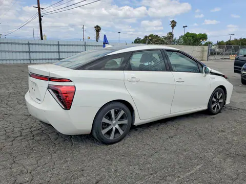 2016 Toyota Mirai VIN JTDBVRBD3GA000819 фото 3