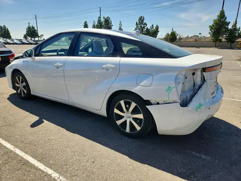 2019 Toyota Mirai VIN JTDBVRBD4KA005858 фото 2
