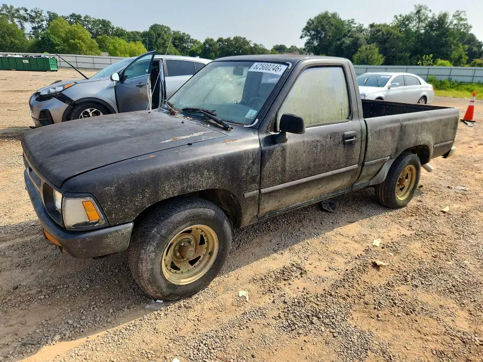 JT4RN81A4P5162192 Toyota Pickup 1993 — повреждение Естественный износ, фото до ремонта