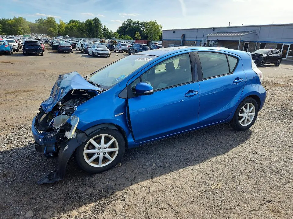 2012 TOYOTA PRIUS C VIN JTDKDTB36C1026493 фото 1