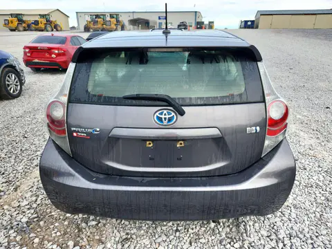 2012 Toyota Prius C Three VIN JTDKDTB34C1513143 фото 6