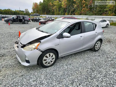 2012 Toyota Prius C One VIN JTDKDTB38C1006066 фото 1