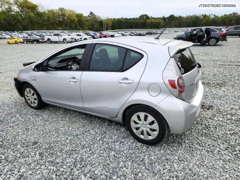 2012 Toyota Prius C One VIN JTDKDTB38C1006066 фото 2