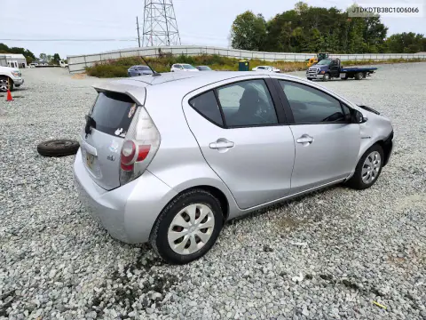 2012 Toyota Prius C One VIN JTDKDTB38C1006066 фото 3