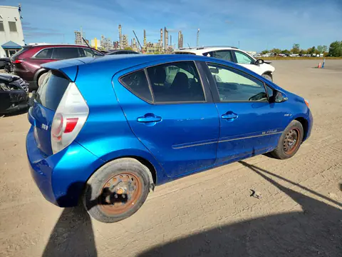 2013 Toyota Prius C One VIN JTDKDTB31D1540883 фото 3