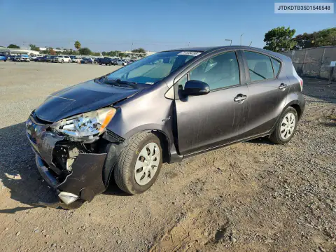 JTDKDTB35D1548548 — 2013 Toyota Prius C, Передняя часть, фото до ремонта